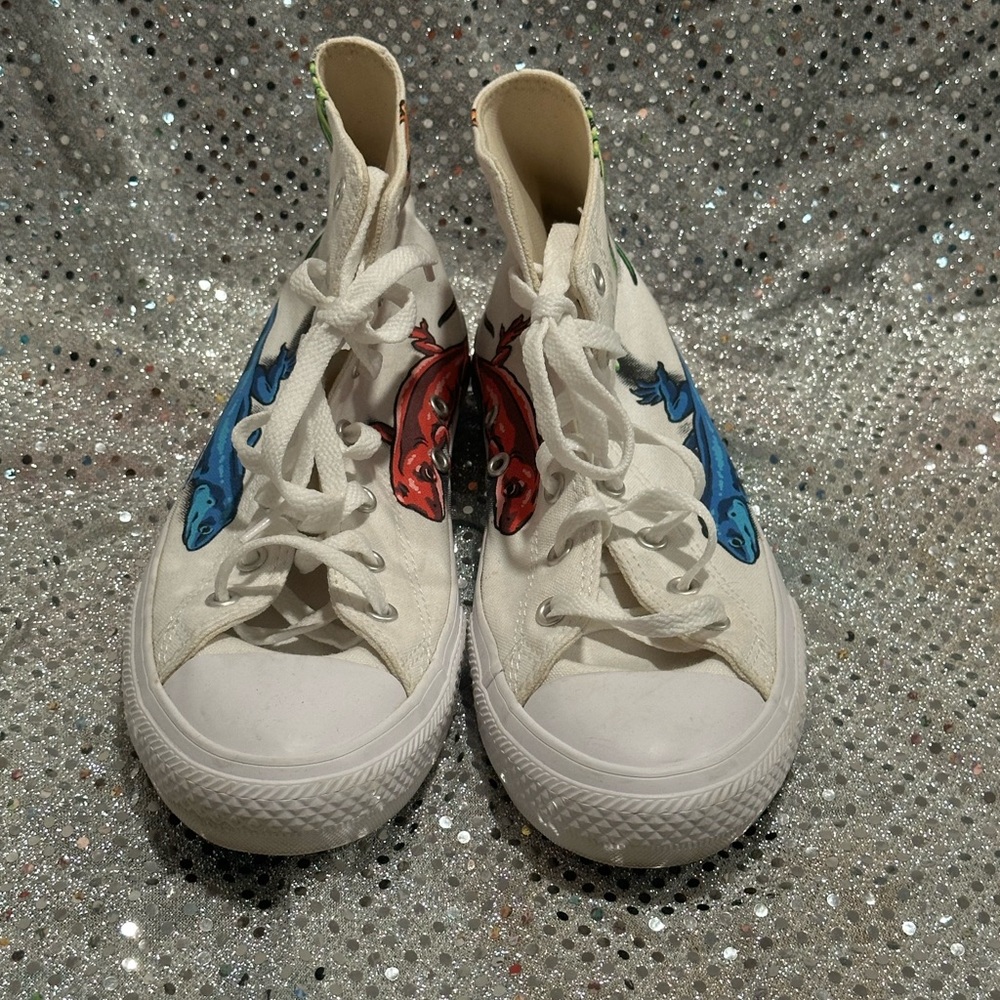 Converse High-Tops with Red and Orange Lizard Art - Picture 5 of 8